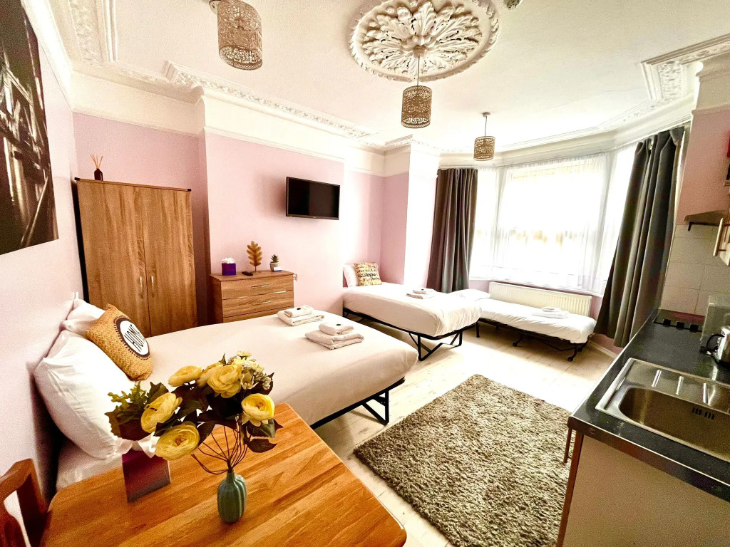 United Lodge Hotel & Apartments