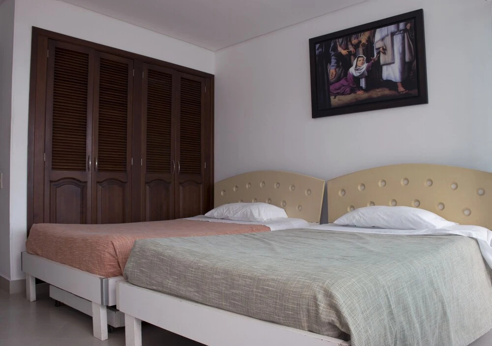 Apartment in Cartagena Ocean Front 2tl14 With Air Conditioning and Wifi