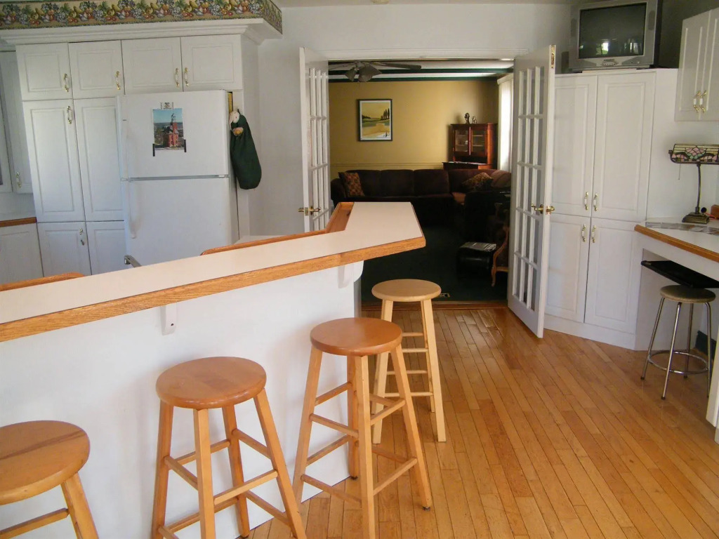 1000 Island Condo Getaway