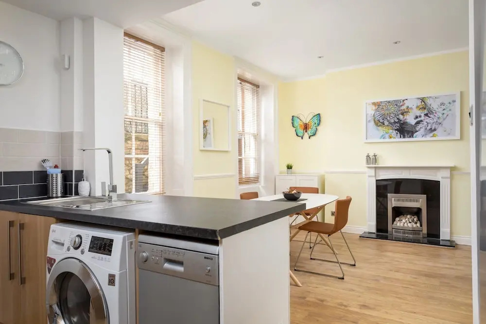 27 Lansdown Place