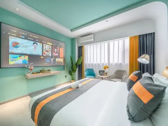 Zhiling Homestay (Five Star Street City Center)