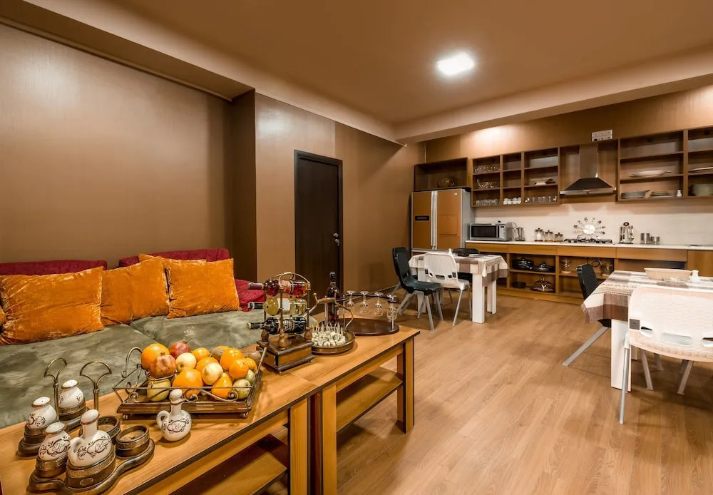Aygestan Hostel