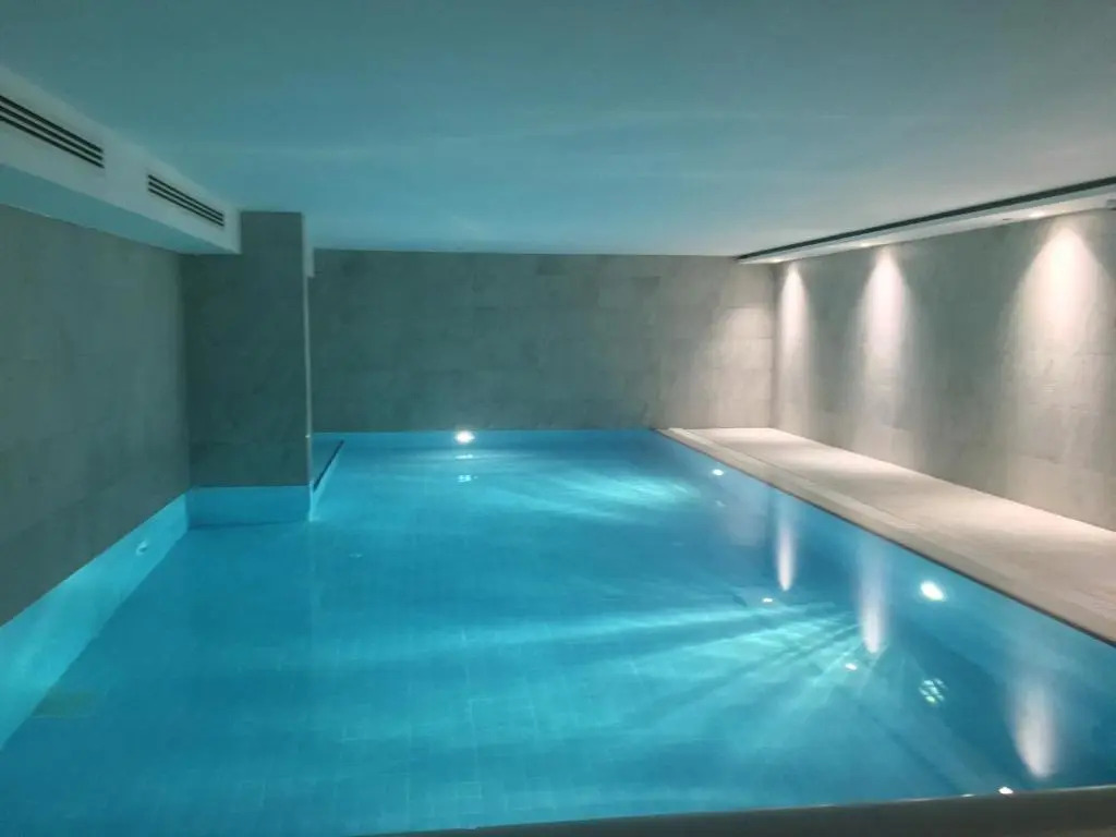 Studio Flat-One Room in lux residence near Taksim-Beyoglu