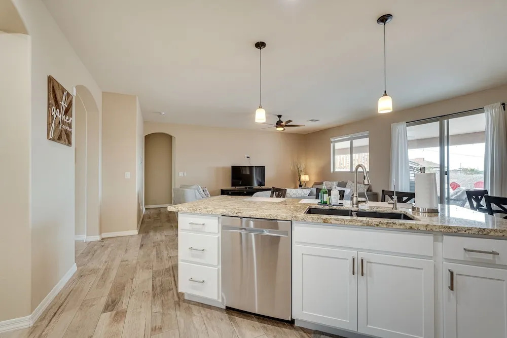 Hot Tub & Foosball Table: Lake Havasu City Home