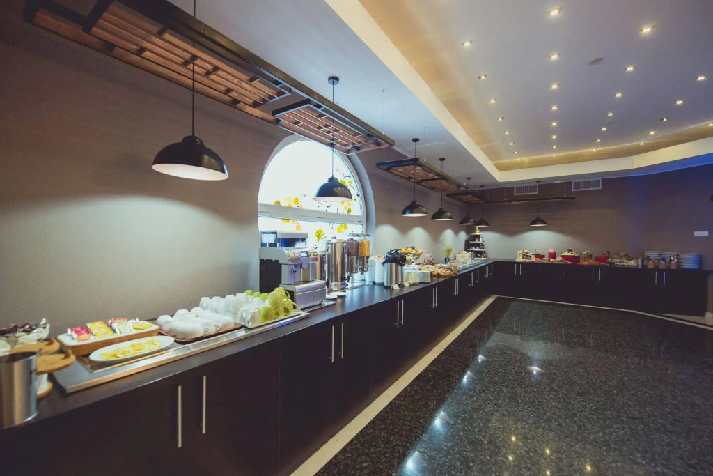 Hotel Carpathia