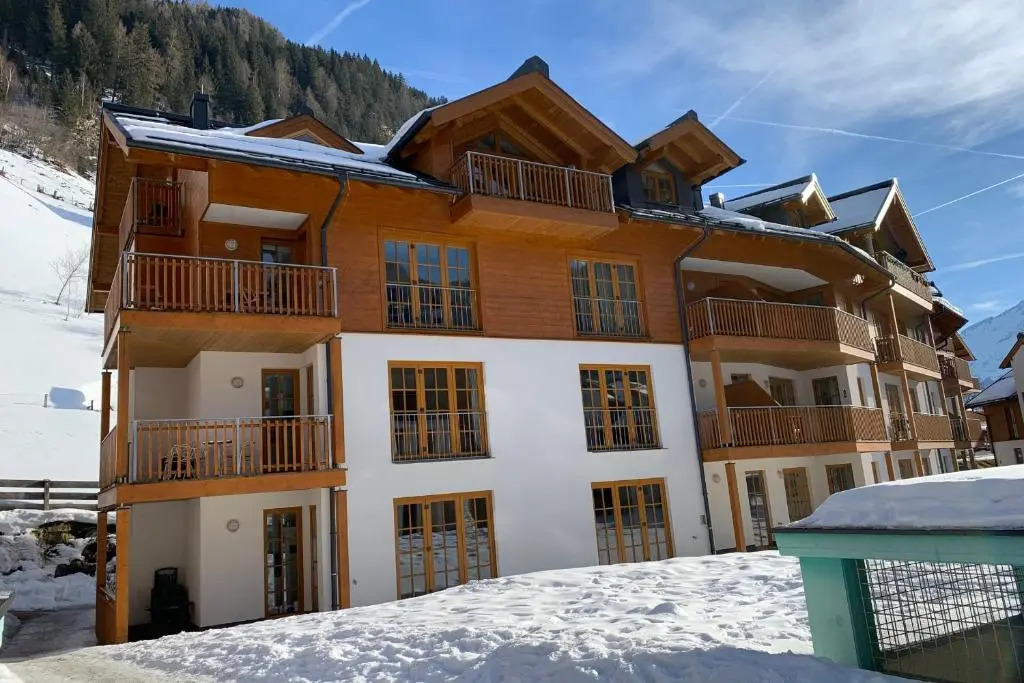 Christina 1 by SMR Apartments near Spa Gondola