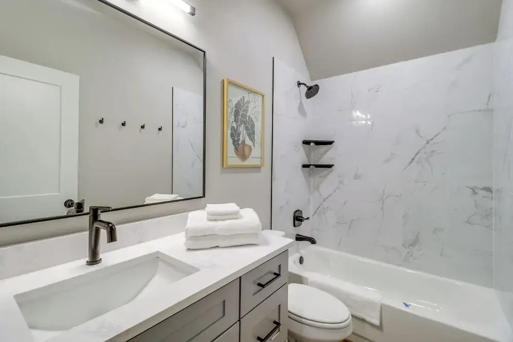 Townhome Near At&t Stadium: Great for Game Day!