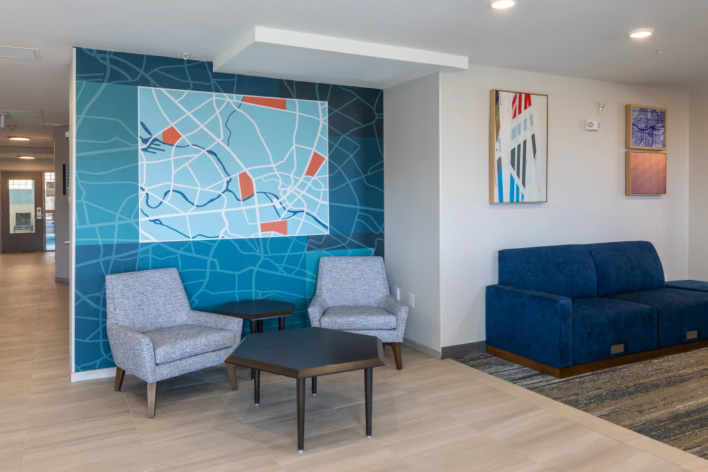 Holiday Inn Express & Suites Englewood - Denver South by IHG