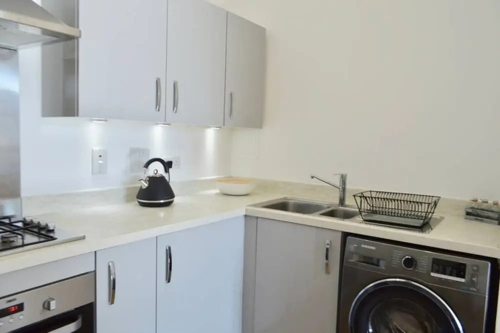 2 Bedroom Apartment In Pilton
