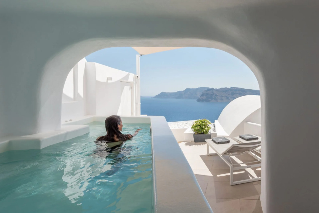 Aspaki Exclusive Hotel