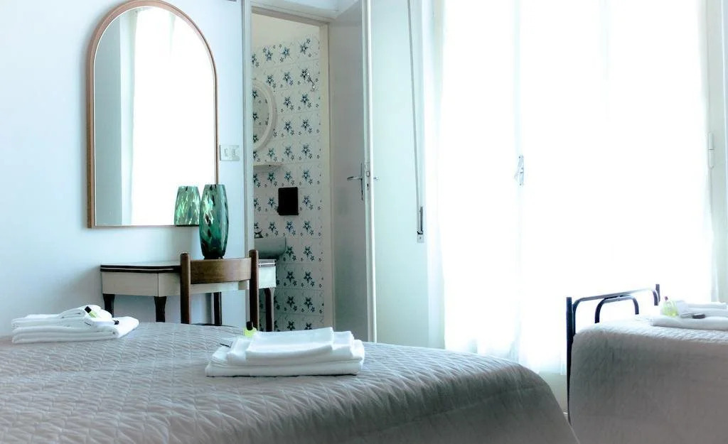 Hotel Leda