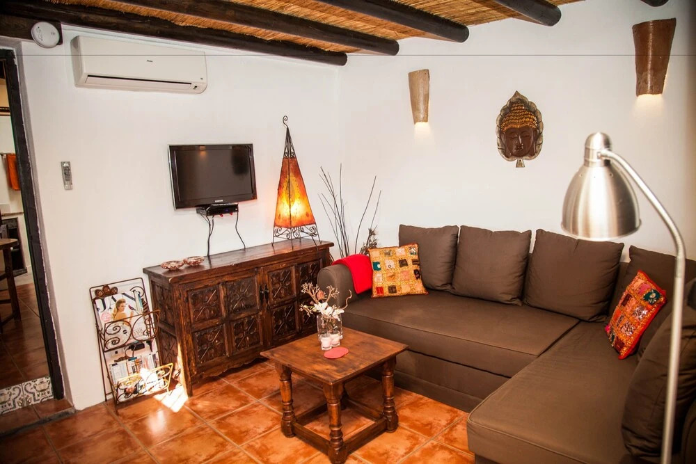 Casa Alora