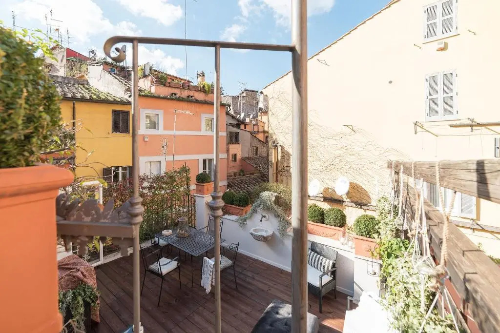Charming Navona - The Loft