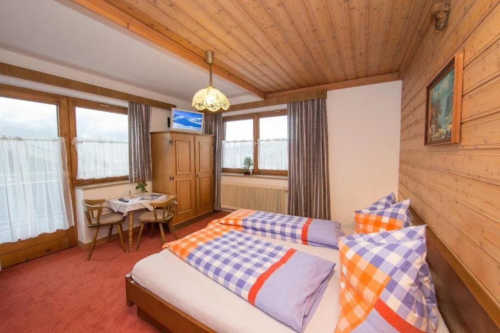 Hölzl Bed & Breakfast