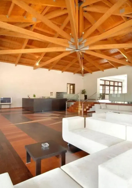 Rinas House
