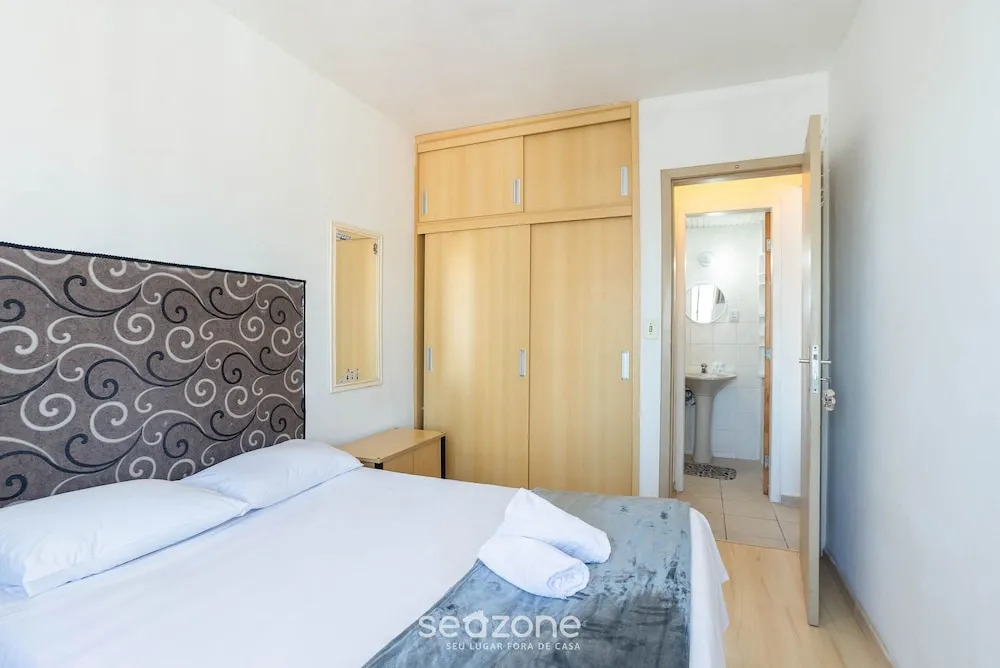 Apartamentos a 400m da Praia em BC - CEV