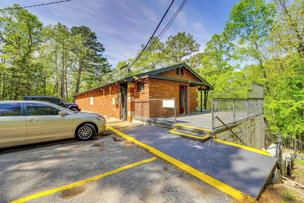 Quiet Couples Escape < 1 Mi to Dtwn Eureka Springs