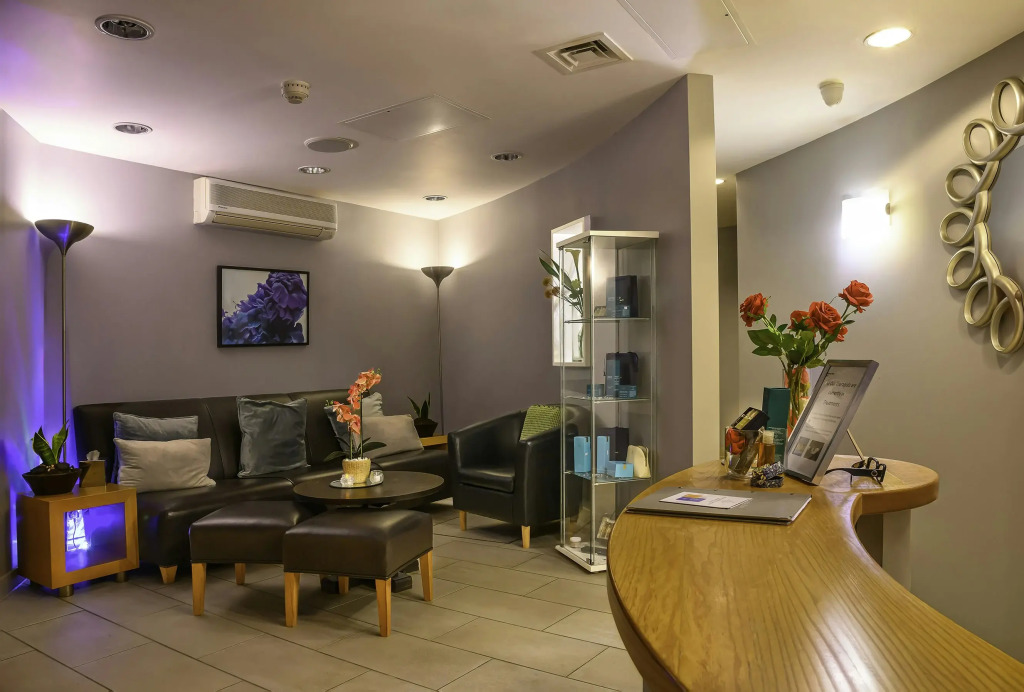 Regency Park Hotel