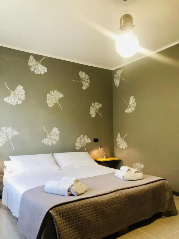 Guest House 296