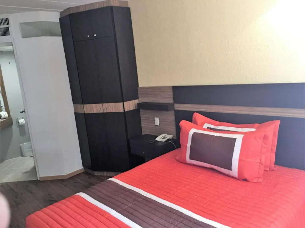 Ibeurohotel Guadalajara Expo