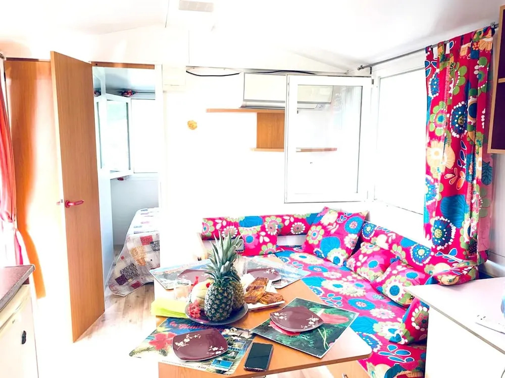 House with 2 Bedrooms in Deshaies, with Wonderful Sea View, Furnished Garden And Wifi - 200 M From the Beach