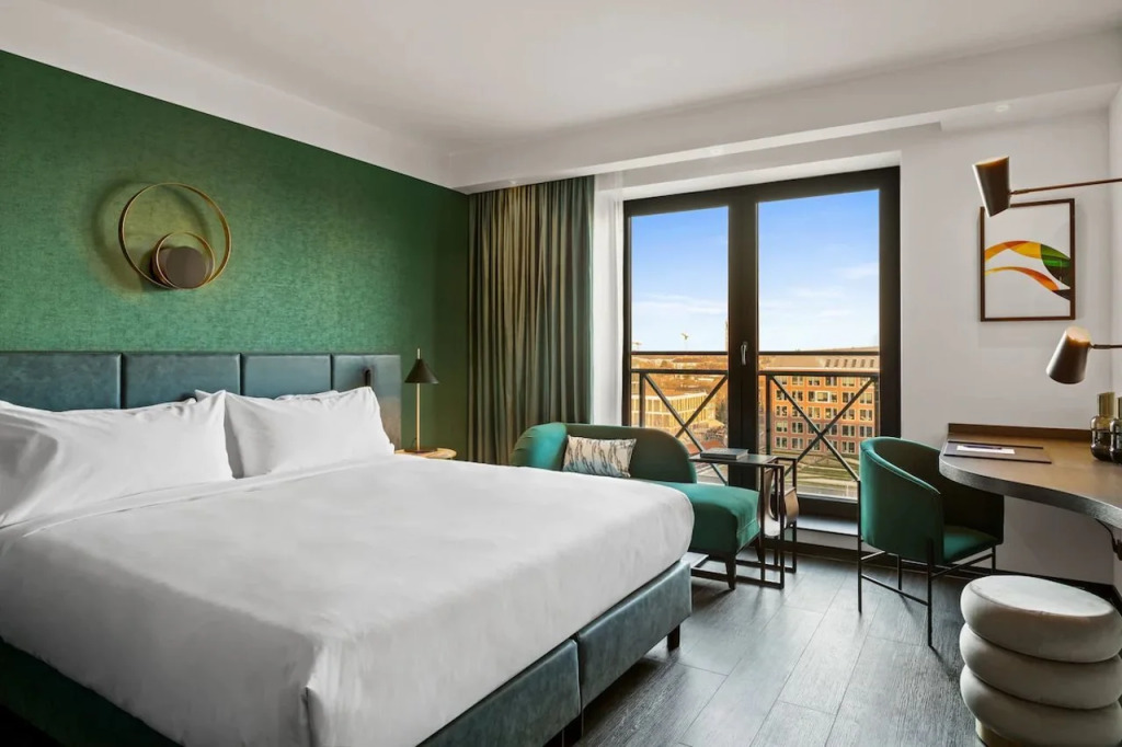 The Den, s-Hertogenbosch, a Tribute Portfolio Hotel