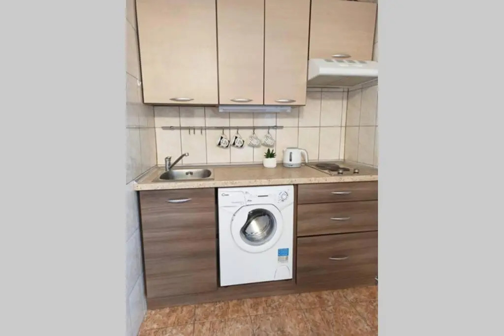 Amazing View Central Studio Apartment