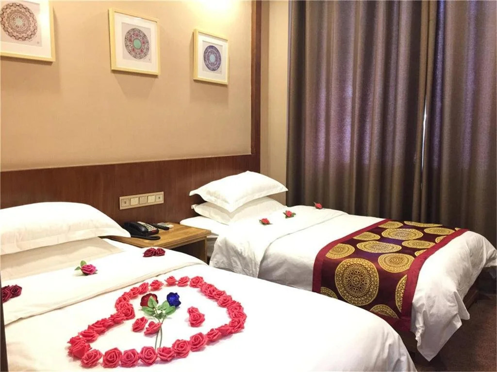 Gujun Hotel