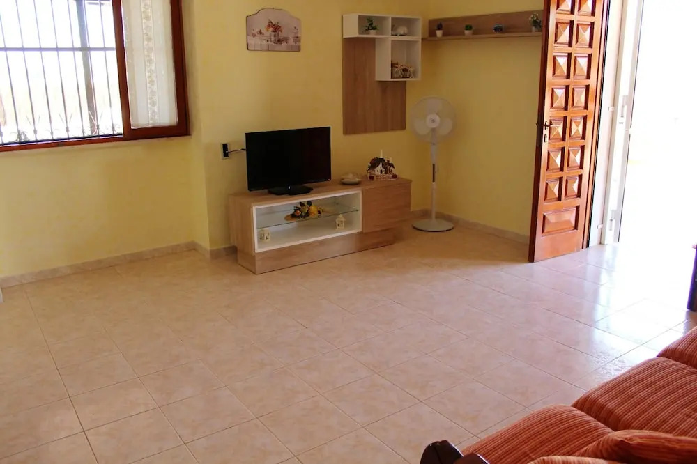 House With 2 Bedrooms in Capilungo, With Wonderful sea View and Enclosed Garden Near the Beach