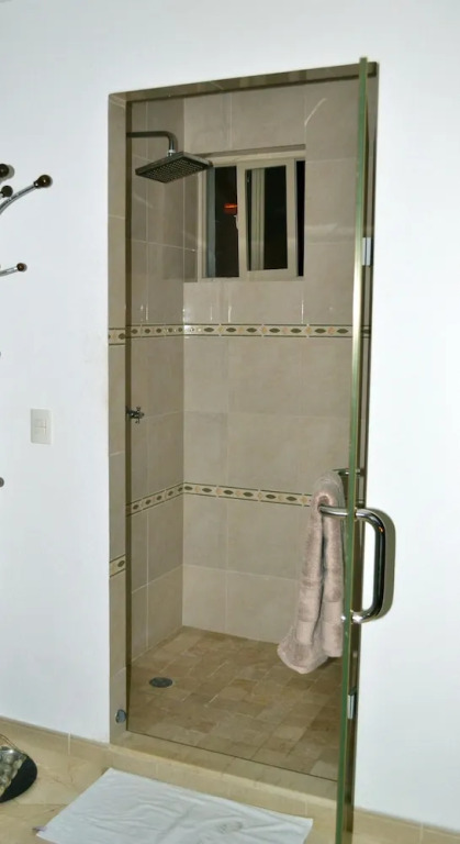 Spectacular Penthouse Oceanview 1bdr | Outdoor Pool, Prme Location 1 Bedroom Apts