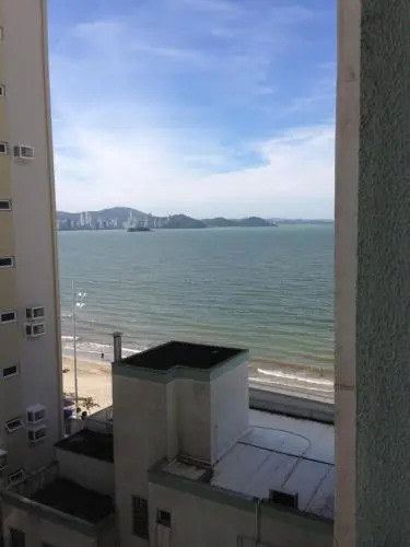 Apartamento beira-mar em Balneário Camboriú