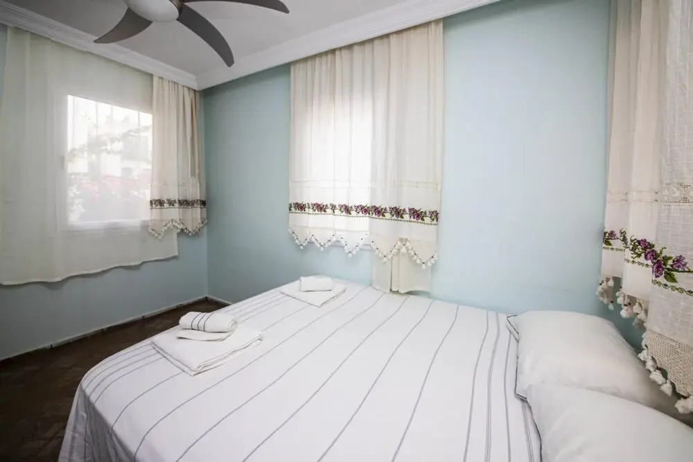 House with Amazing Sea View and Pool in Gumusluk