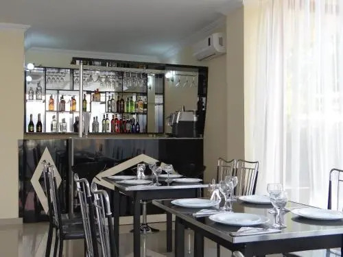 Cristal GB Hotel