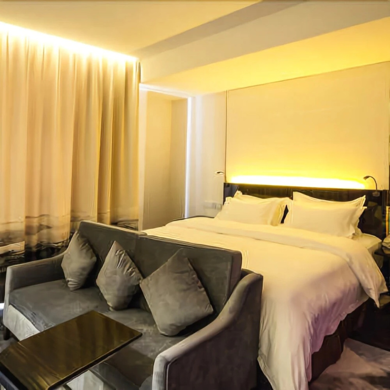 Xing Yi Hai Yu Hotel