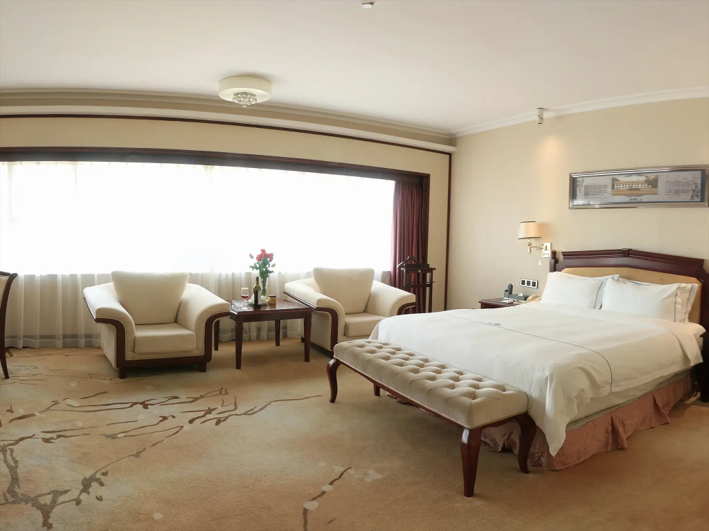 Junyi Hotel