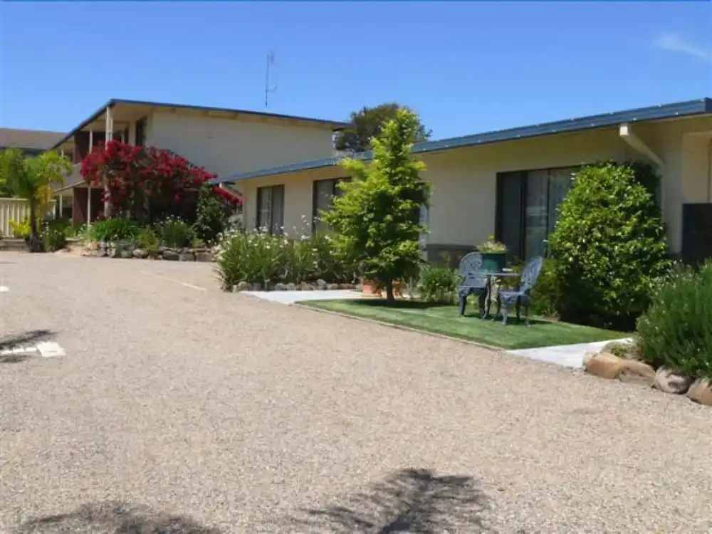 Sandpiper Holiday Units
