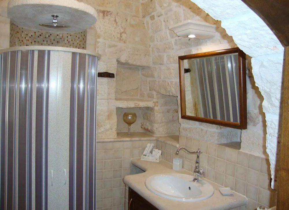 Trulli IsAgo