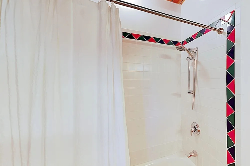 New Listing! Luces de la Ciudad: Home w/ Hot Tub home