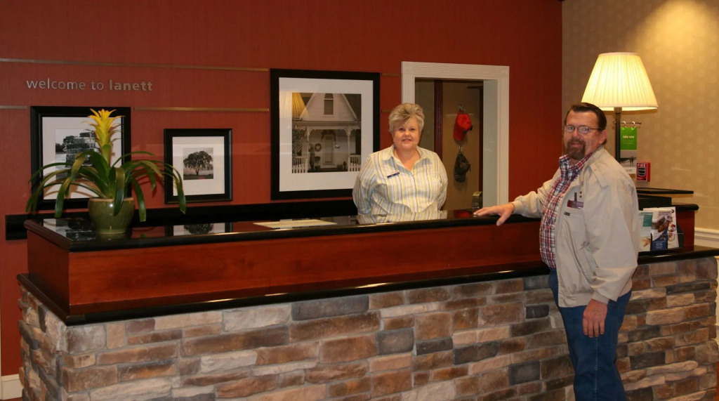 Hampton Inn & Suites Lanett-I-85