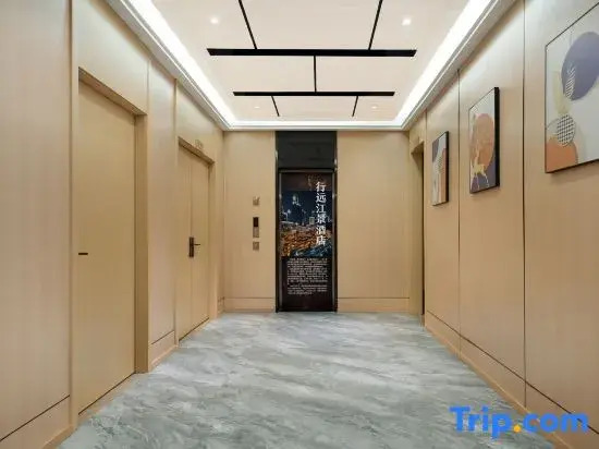 Xingyuan River View Hotel