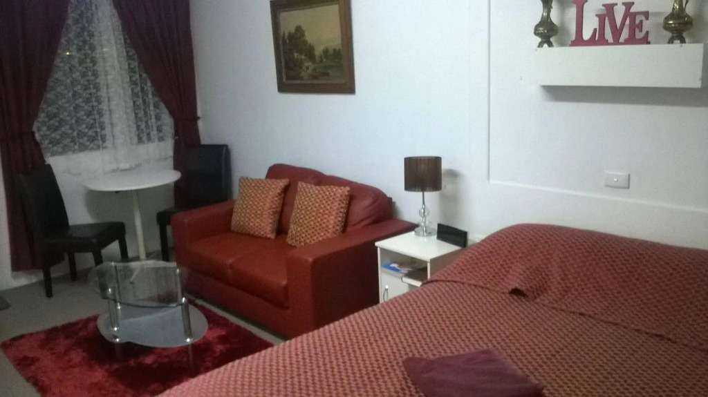 Colonial Inn Motel