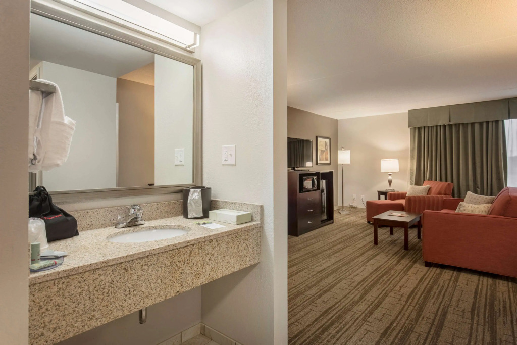 Best Western Ashbury Inn