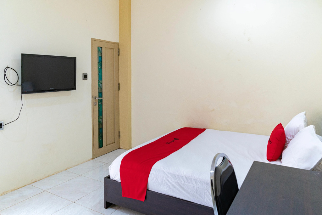 RedDoorz Syariah near Citraland Banjarmasin