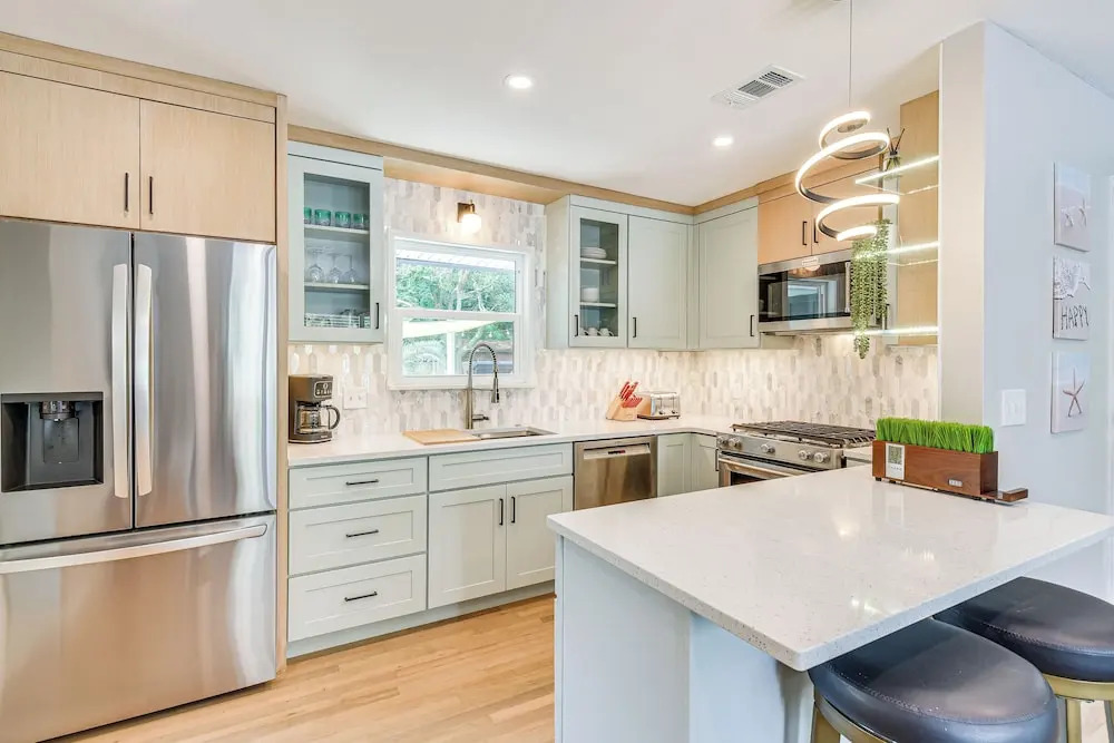 Fort Walton Beach Home: 3 Mi to Beach & Pier!