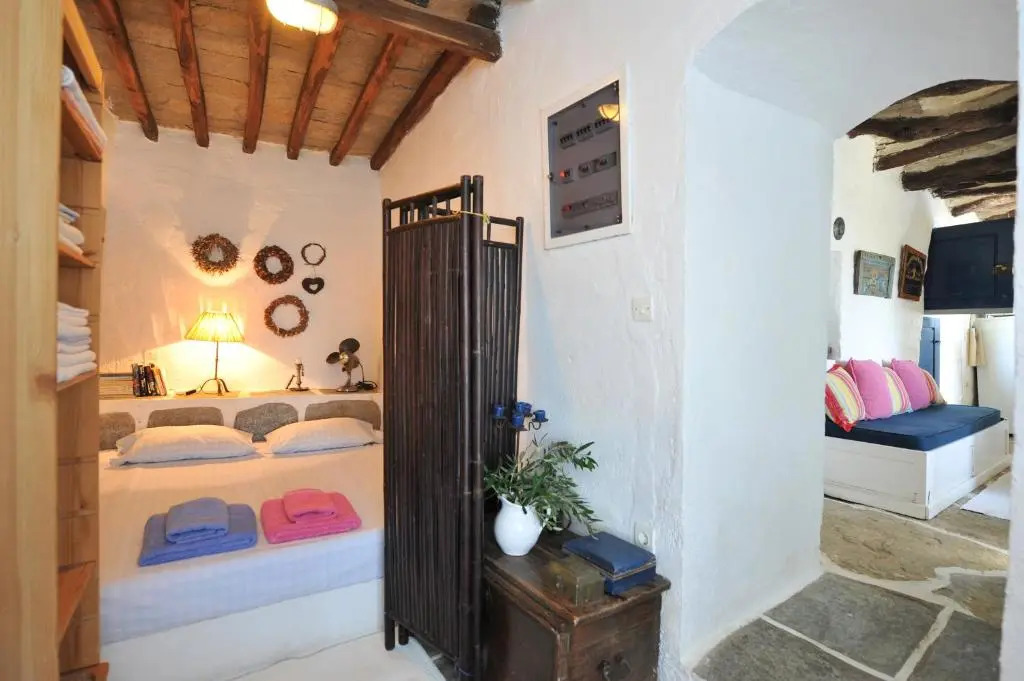 Homz HH01 Apollonia Home