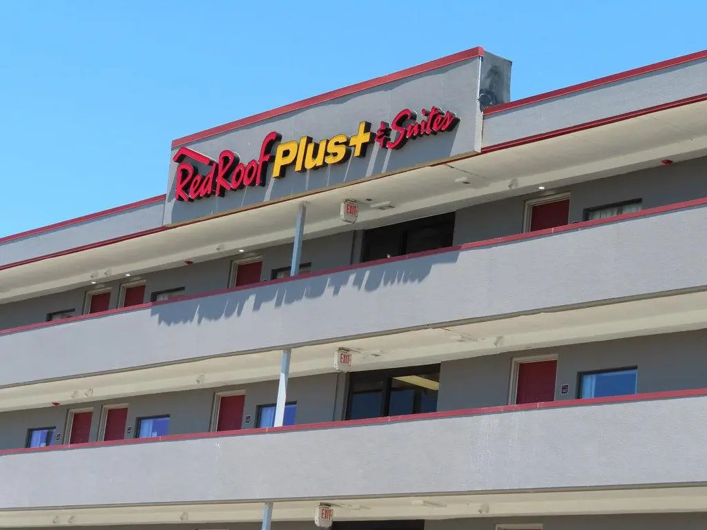 Red Roof Inn PLUS & Suites Erie