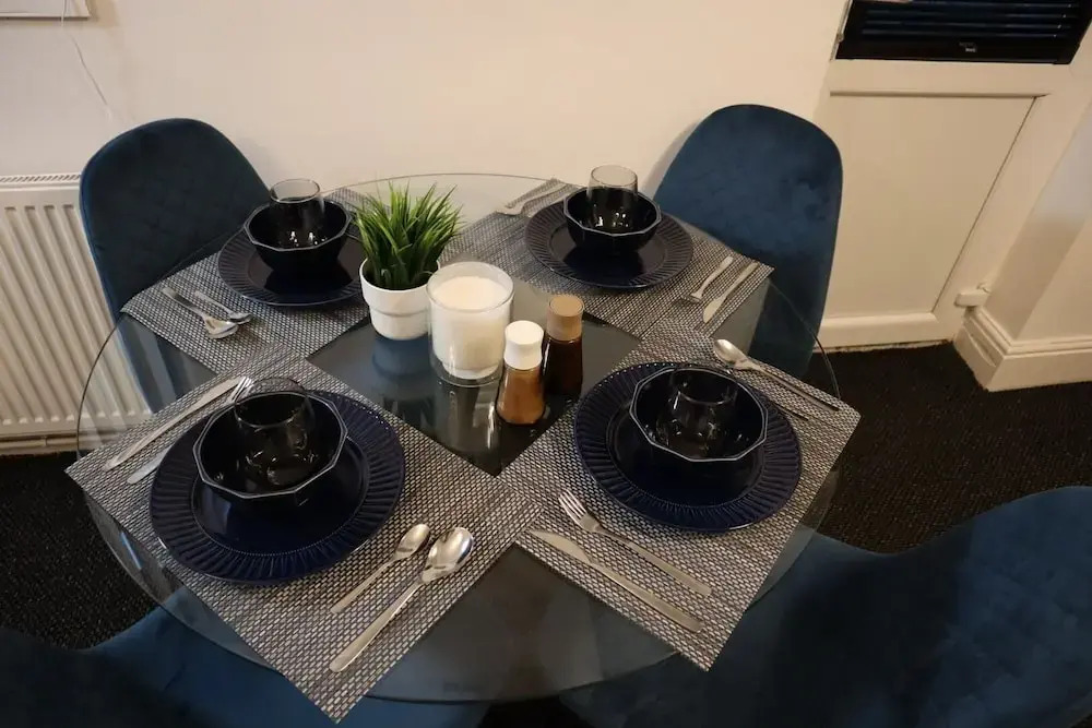 Stylish Urban Escape Near Nec, Airport, Hs2