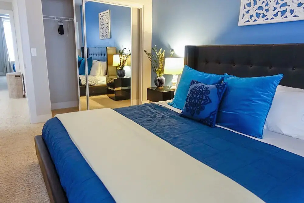 Resort Style Apartments near UCLA