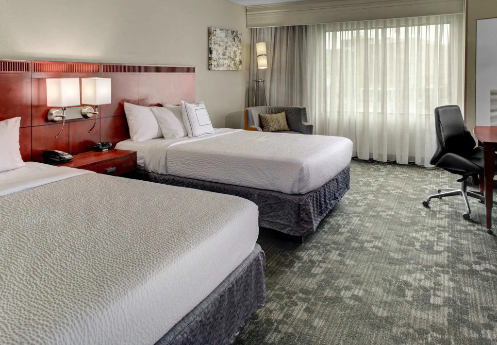 Courtyard by Marriott Anniston Oxford