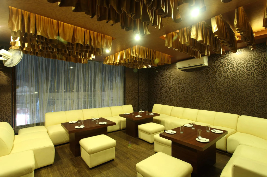 Hotel Surya Plaza